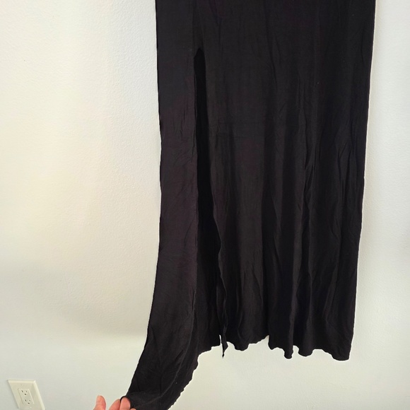 H&M Women's Black Maxi Skirt with High Slit - XS - Picture 2 of 7